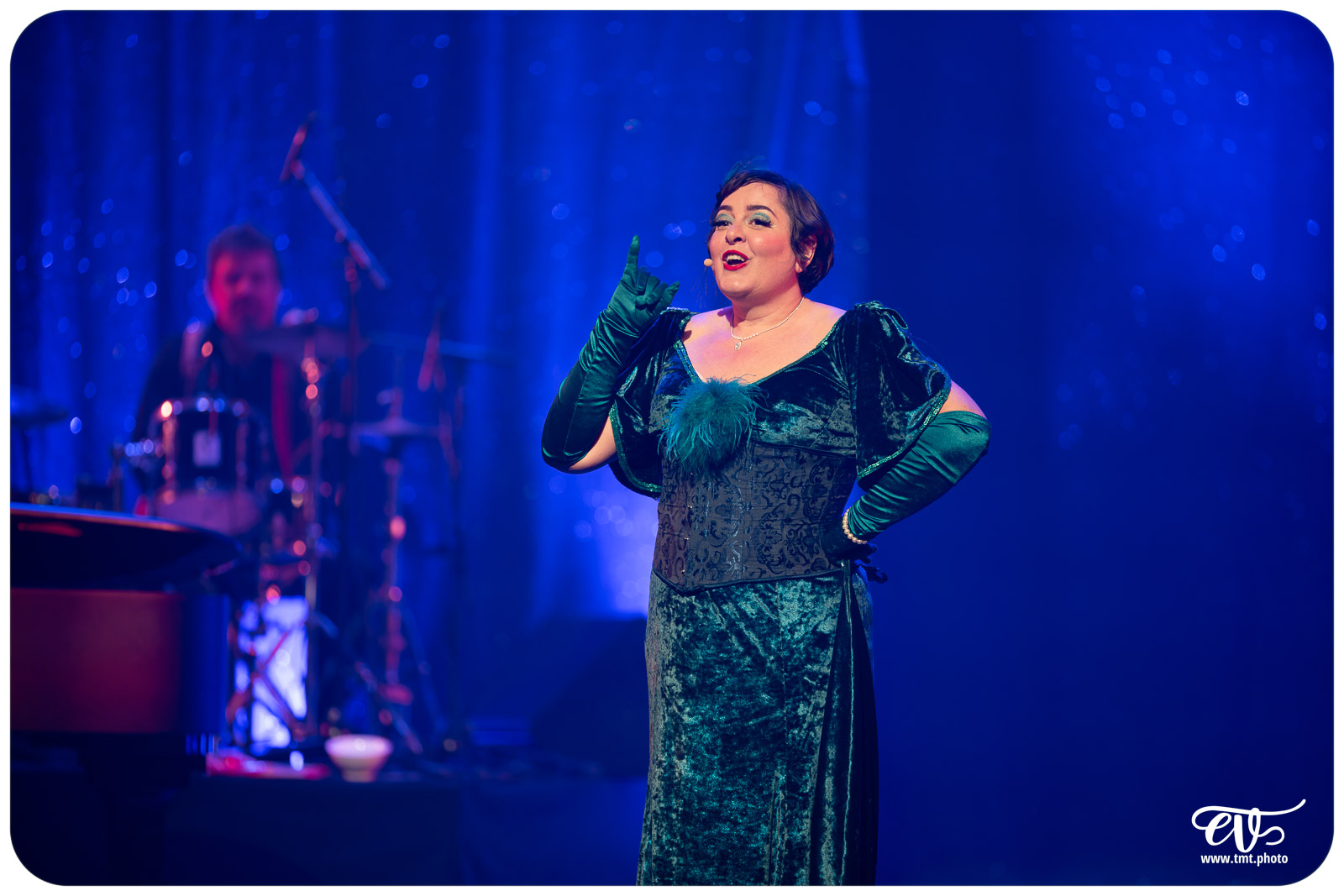 PLEIN FEU (CIE AVRIL EN SEPTEMBRE)